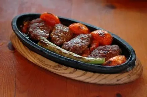 Meatballs (Plate)